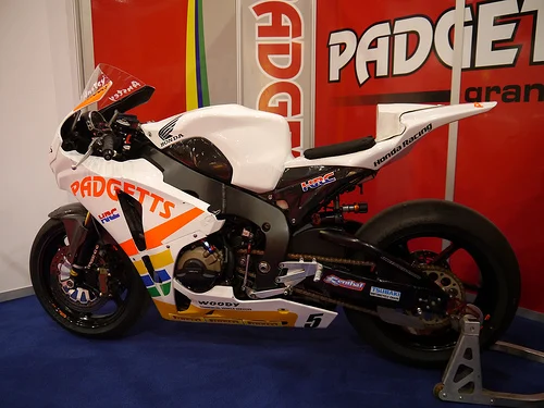 Suzuki GSX-R600 Bruce Anstey 2009