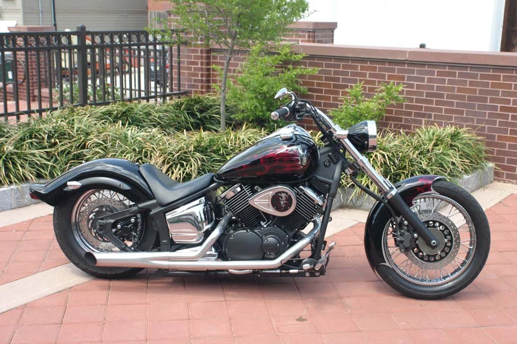Yamaha V Star 1100 Custom