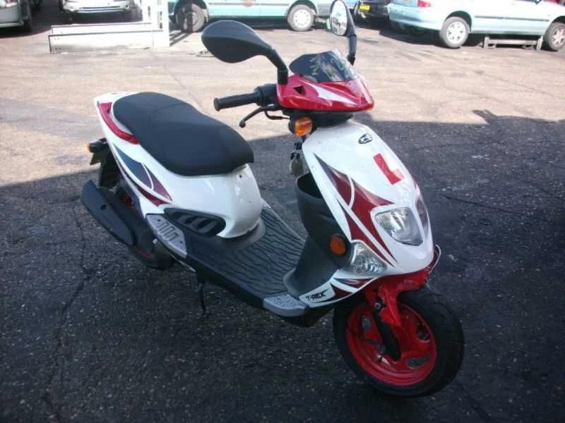 PGO T-Rex 125
