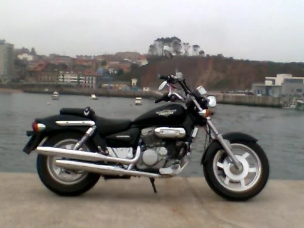 Hyosung Aquila 125 2006