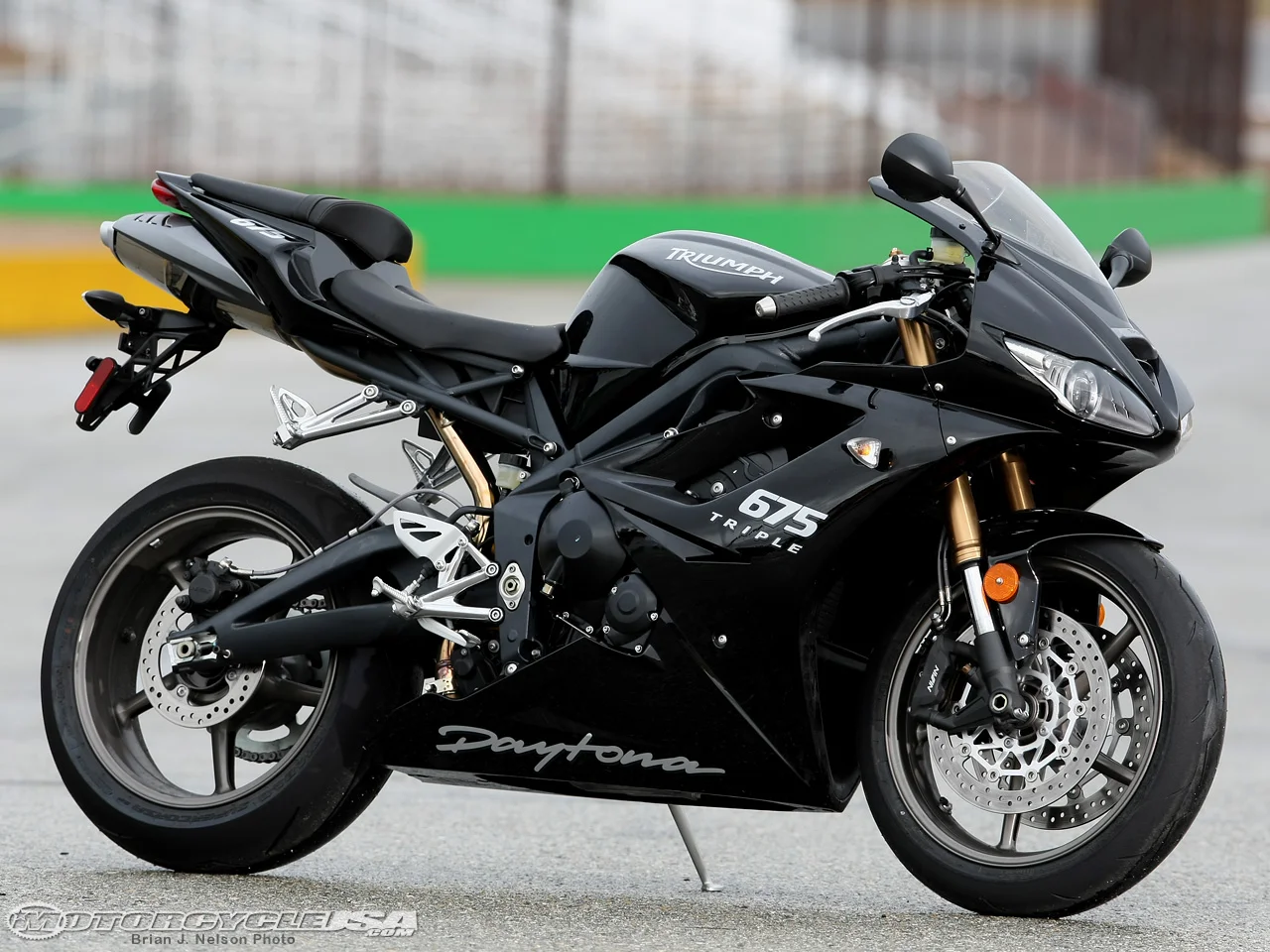Triumph Daytona 675