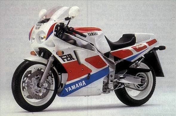 Yamaha FZR