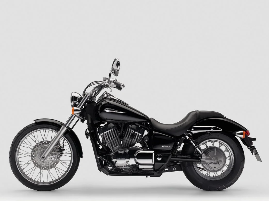Honda VT750C2B Shadow Black Spirit 2012