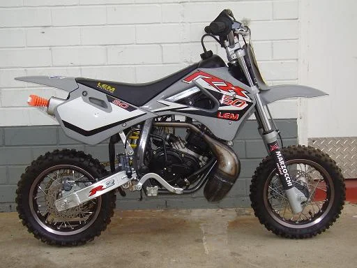 Lem CX3 2006