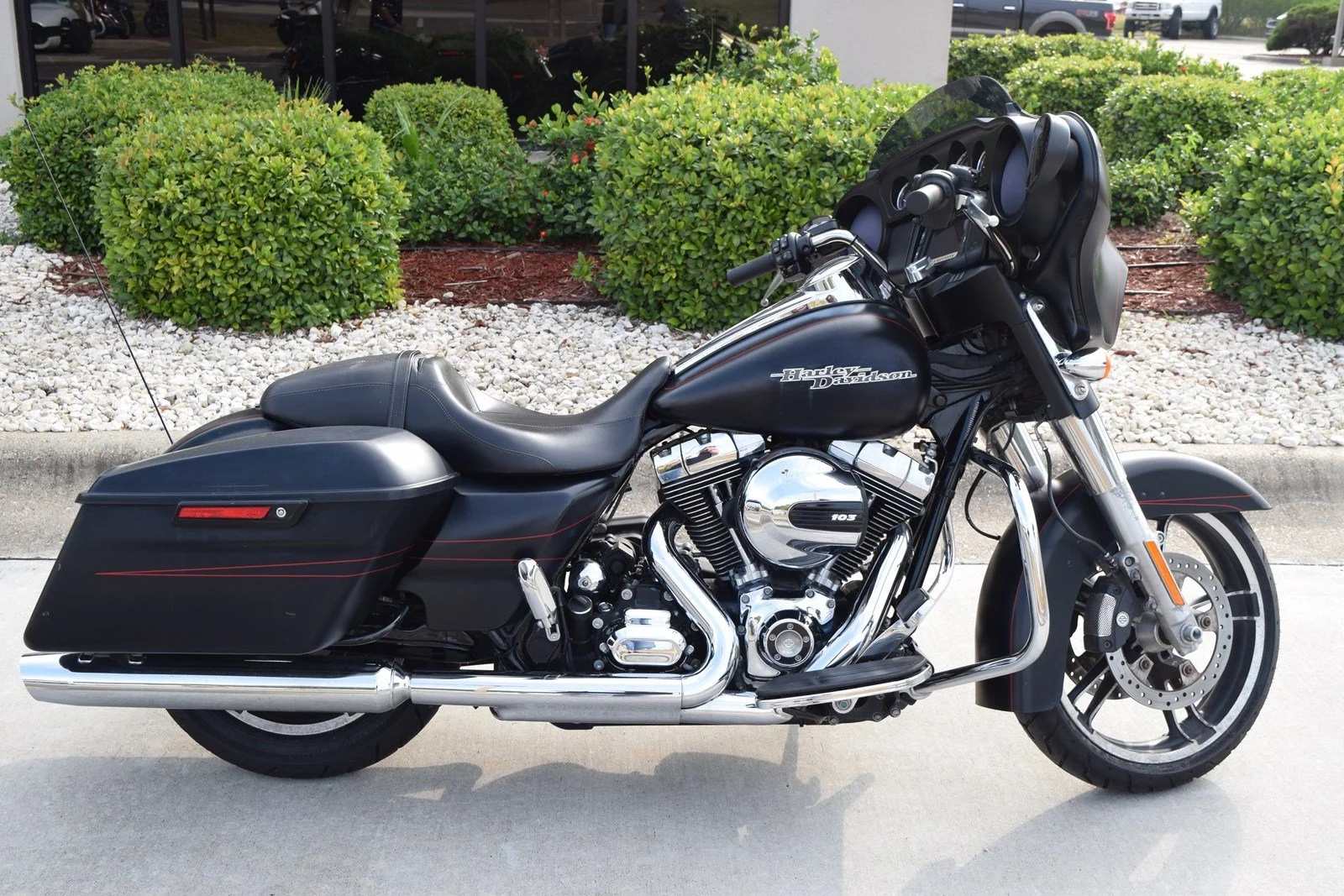 Harley-Davidson Street Glide Special