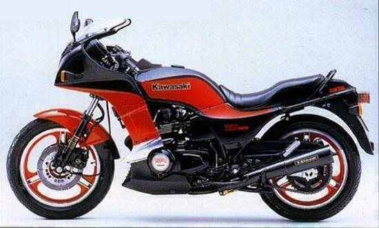 Kawasaki GPZ 750
