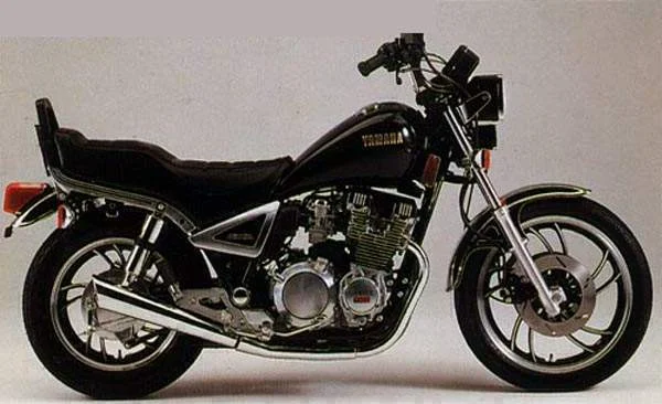 Yamaha XJ 750 Maxim X