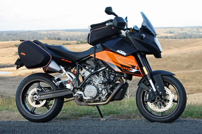 KTM 990 Supermoto