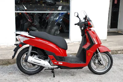 Kymco People 250