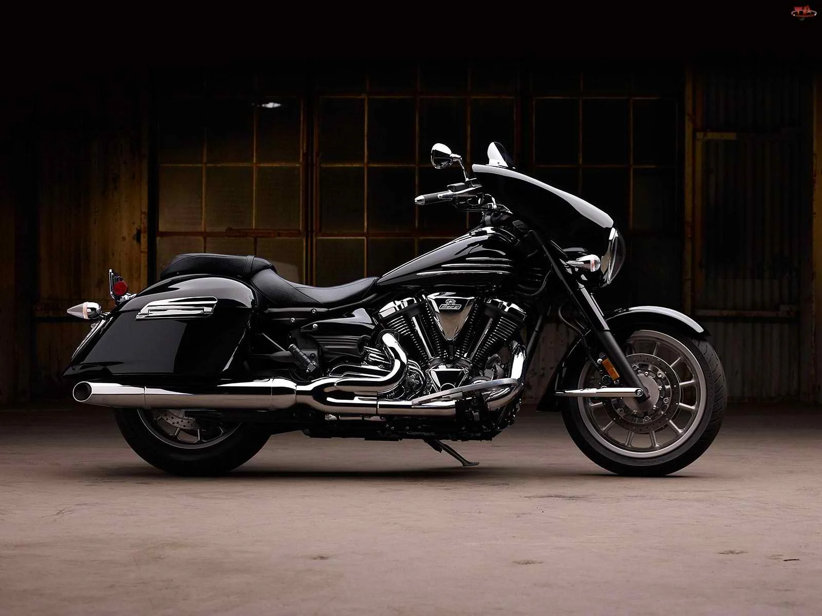 Yamaha Star Stratoliner Deluxe