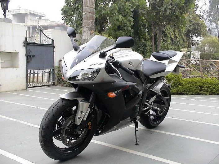 Yamaha YZF-R1 2003