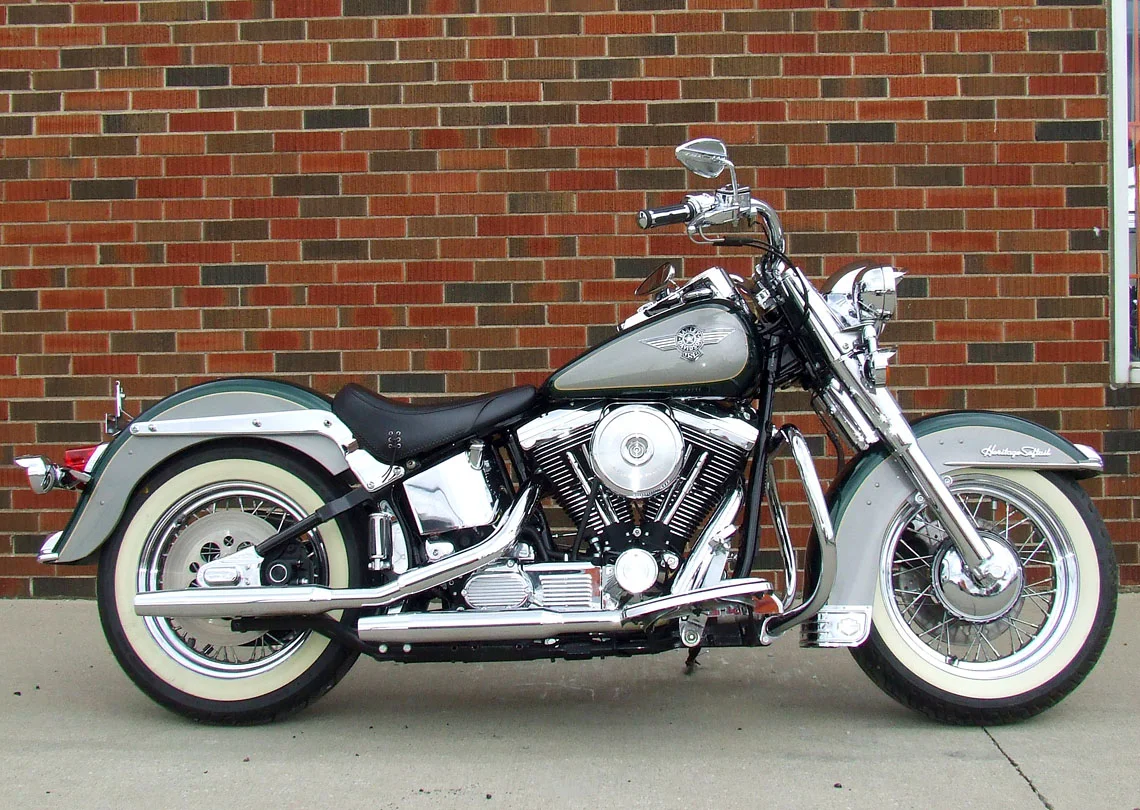 Harley-Davidson Heritage Softail Special