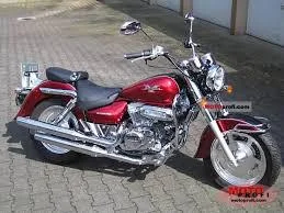 Hyosung GV 125 Cruiser 2004