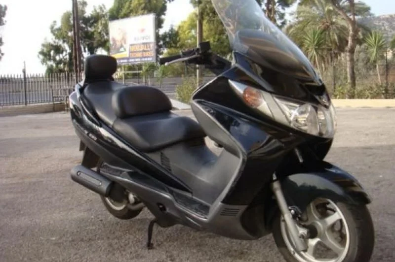 Suzuki Skywave 250 Limited