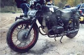 Dnepr MT 11 (with sidecar)