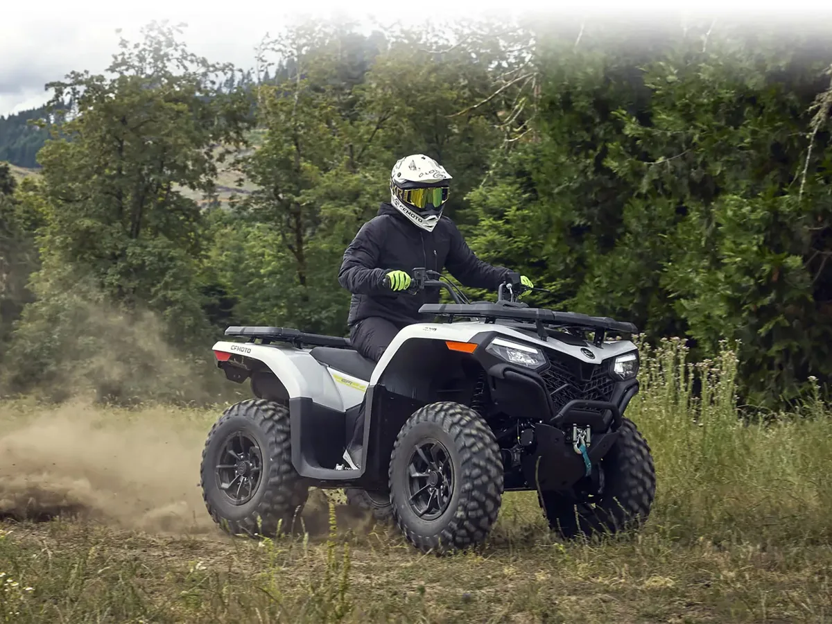 CF Moto MotoCForce 500 