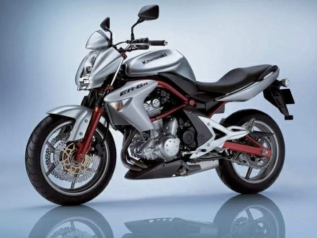 Kawasaki ER-6n ABS