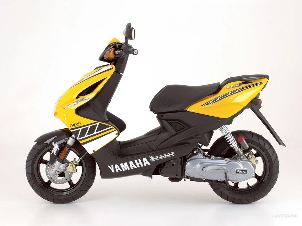 Yamaha Aerox R Special Version