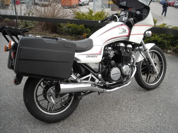 Honda CBX 600 E