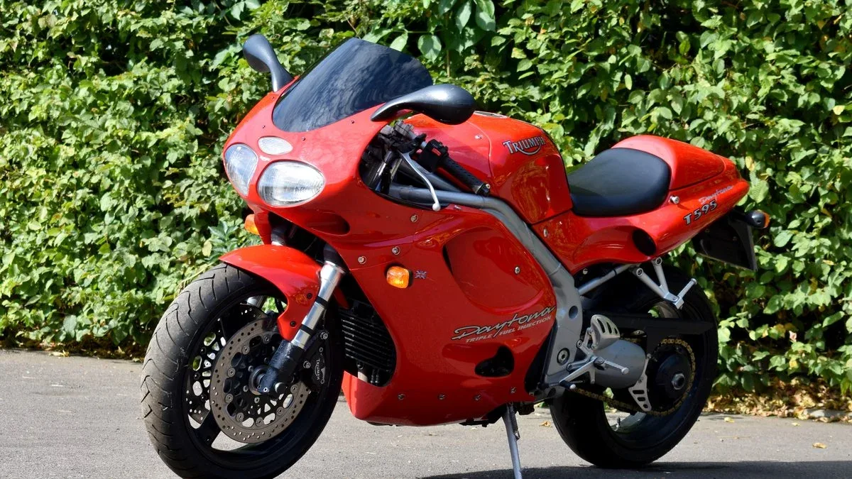 Triumph Daytona