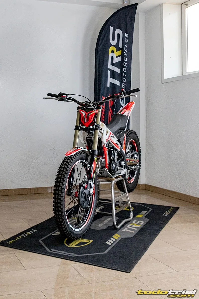 TRS XTrack RR 300