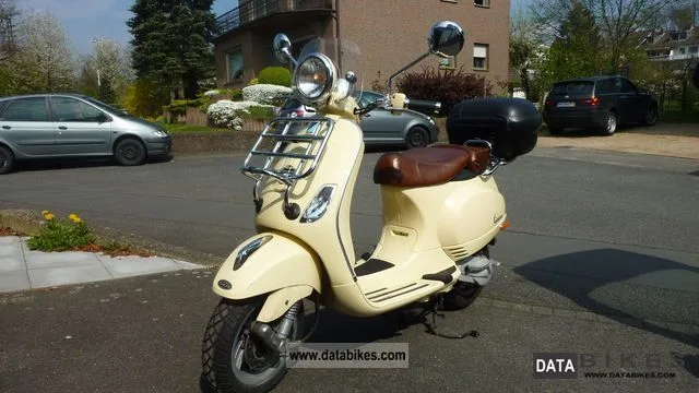 Vespa 50