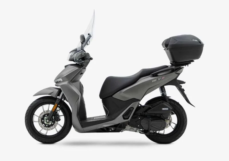 Voge SR16 