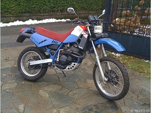 Cagiva T4 500 E