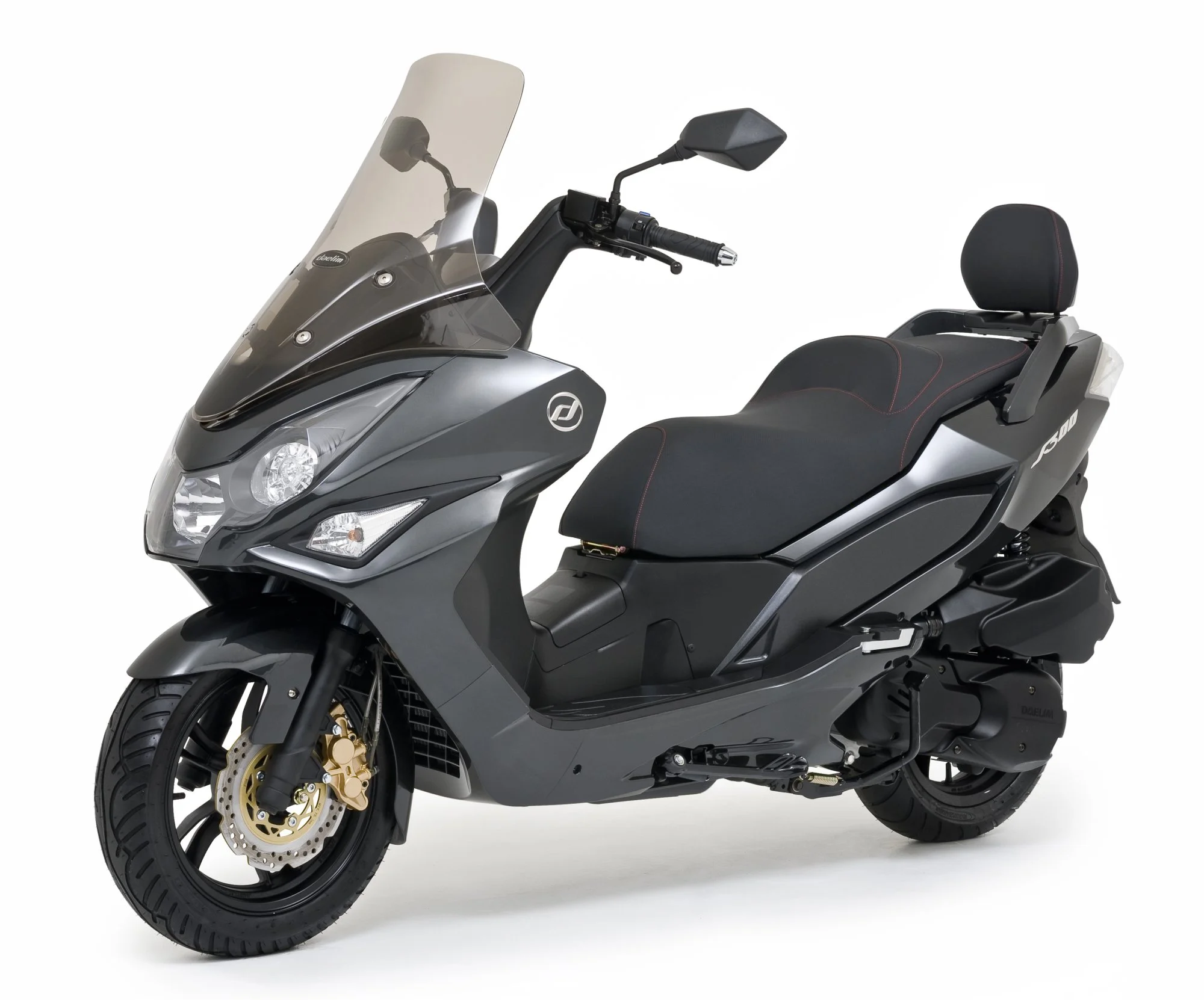 Daelim S300