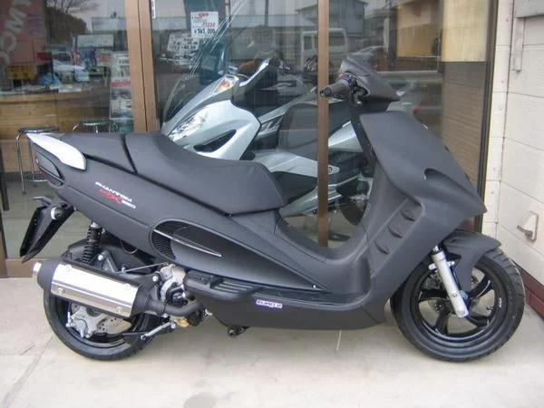 Malaguti Phantom Max 250