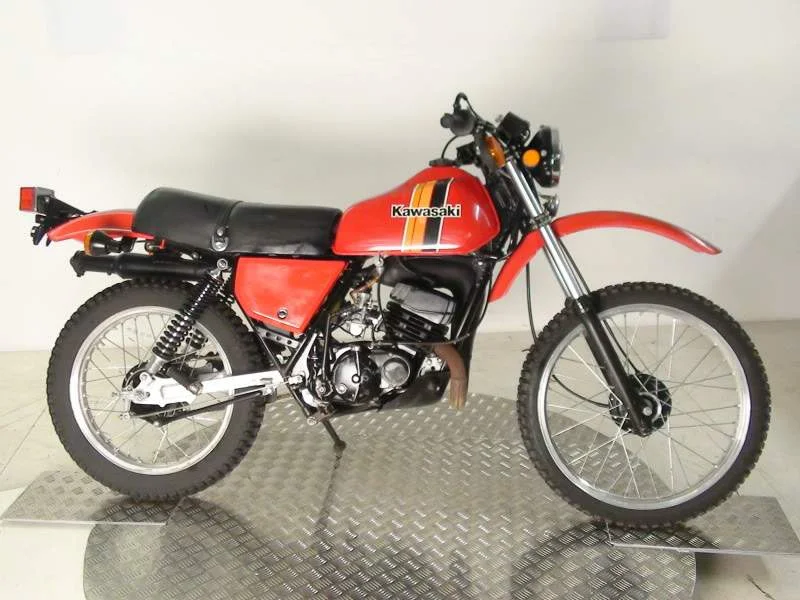 Kawasaki KE 175
