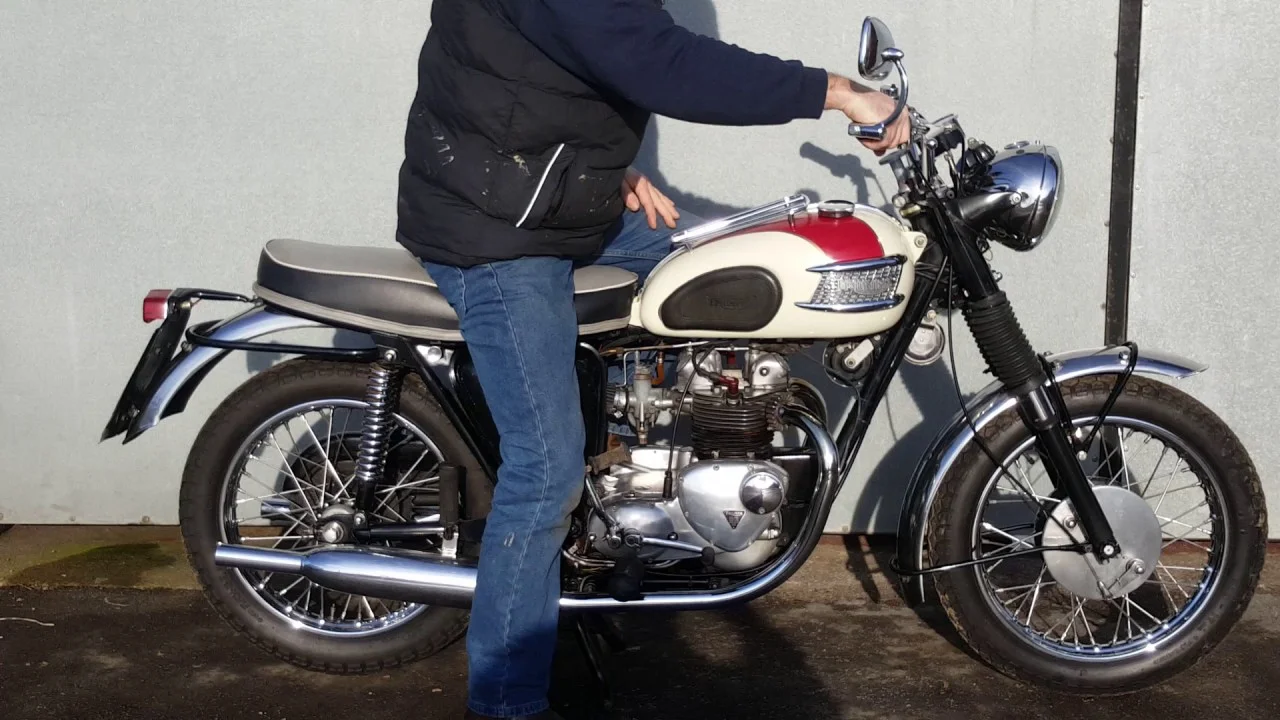Triumph 3TA