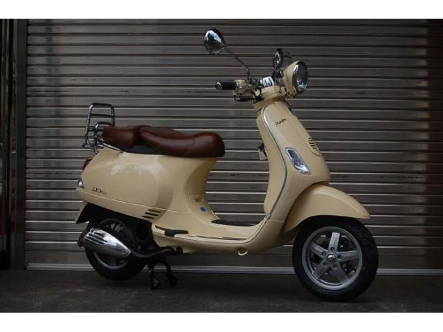 Vespa LXV 125