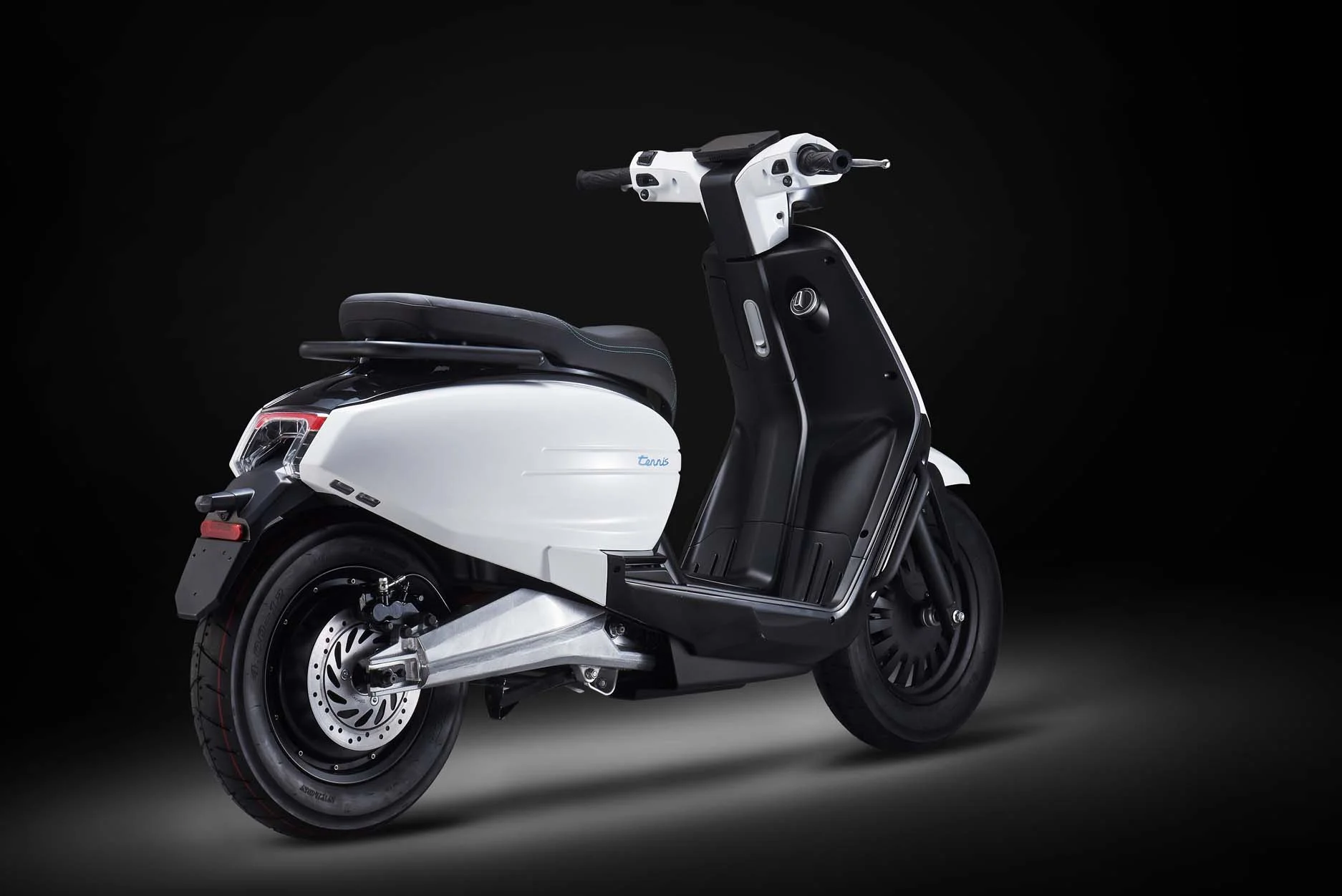 Velocifero Tennis Elettrico