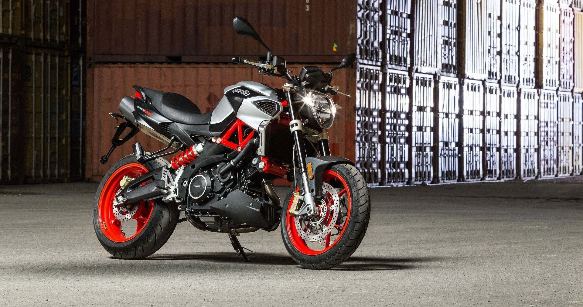 Aprilia Shiver 900