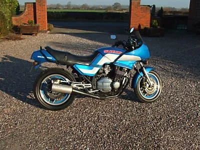 Suzuki GSX 750 ES