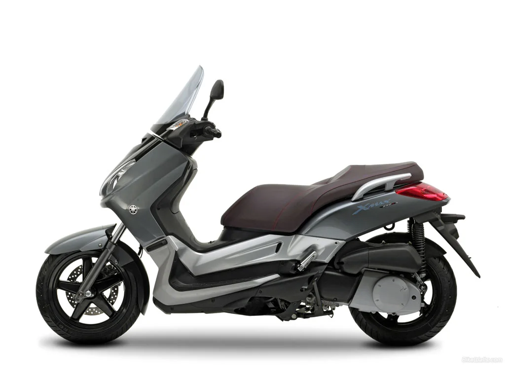 Yamaha X-MAX 250