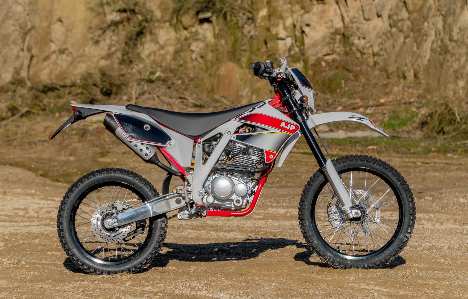 AJP PR3 Enduro Pro 240