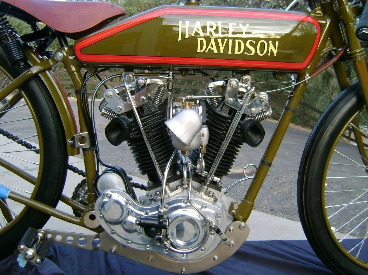 Harley-Davidson Eight-valve racer