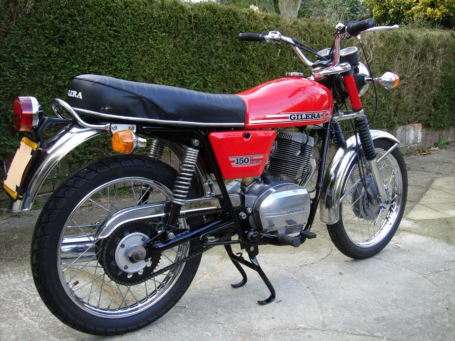 Gilera 125 Strada