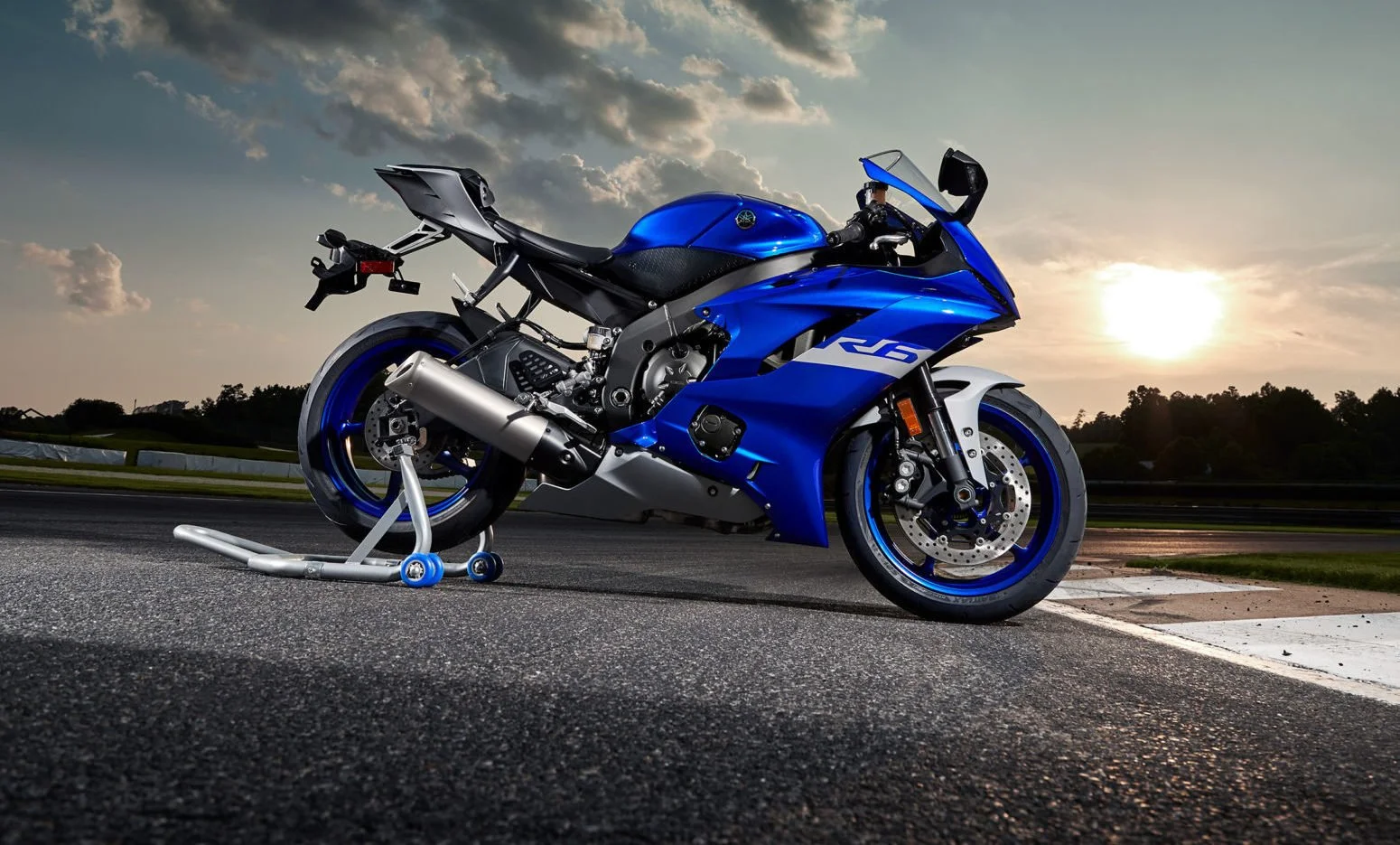 Yamaha YZF R6 Race