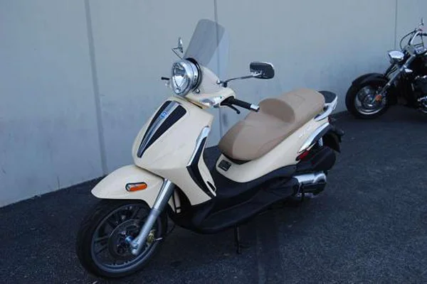 Piaggio BV Tourer 500
