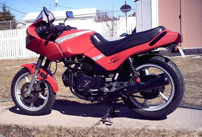 Cagiva 650 Alazzurra