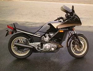 Yamaha XZ 550