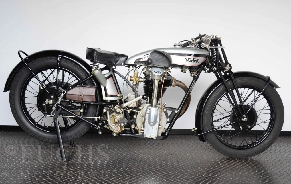 Norton 490 CS 1