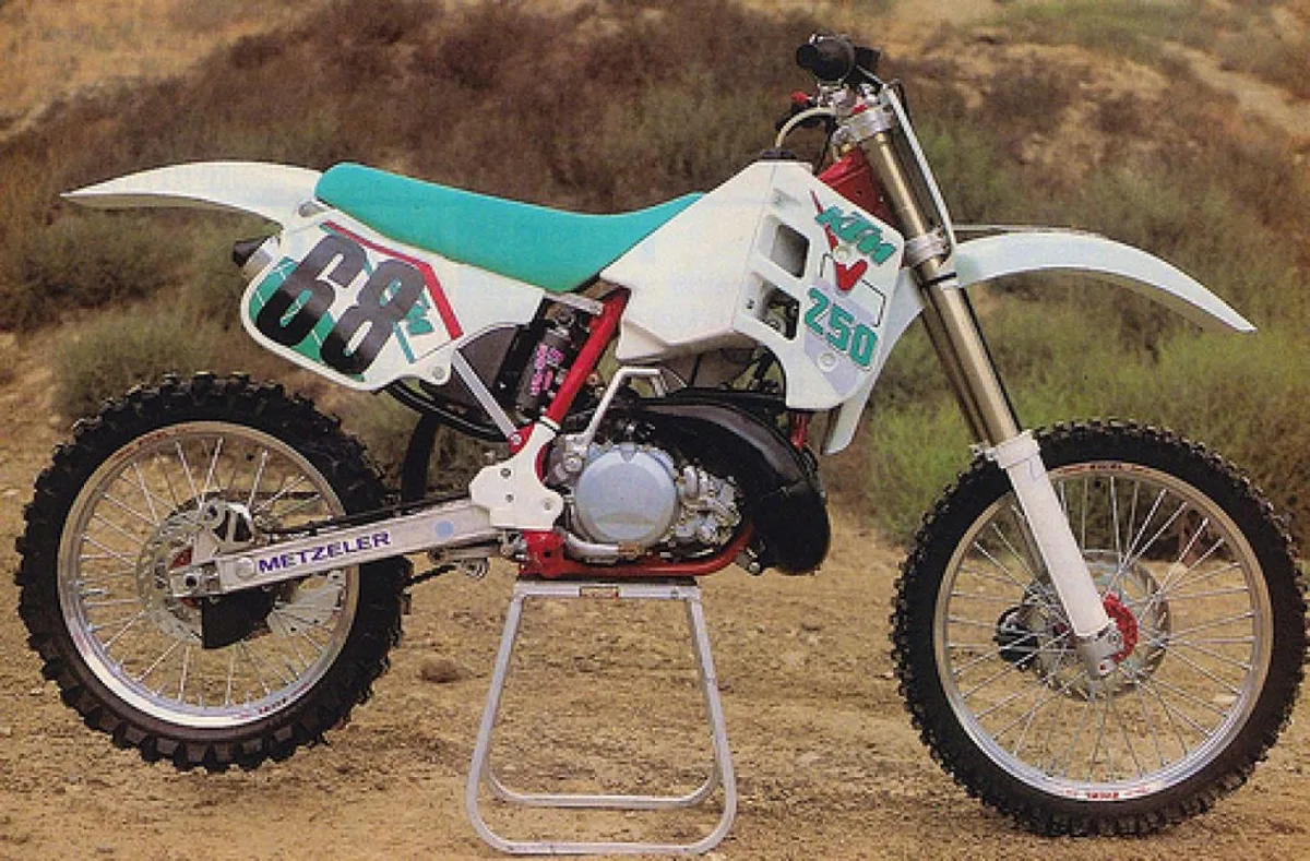 KTMEnduro 250 TVC