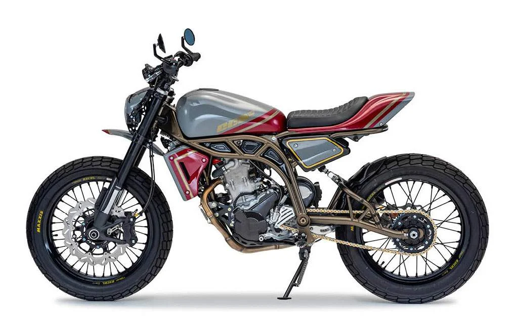 CCM Spitfire Street Tracker