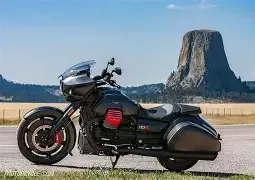 Moto Guzzi MGX-21 Flying Fortress