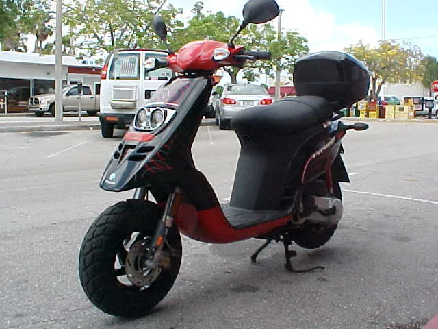 Piaggio Typhoon 50 2005