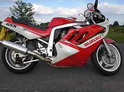 Suzuki GSX-R 750